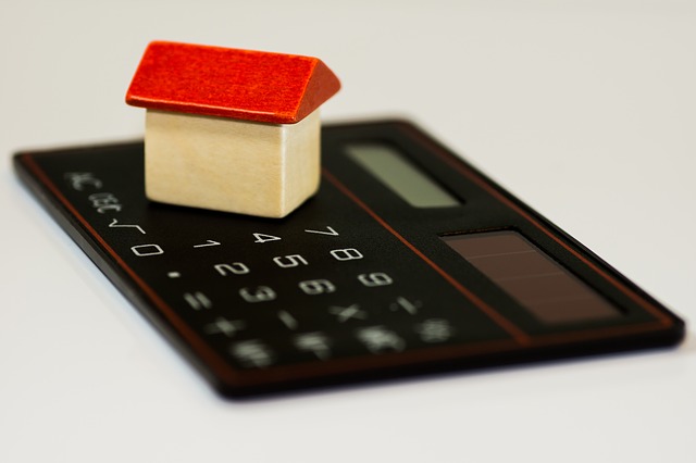 What are some smart mortgage guidelines to consider when I buy a home?