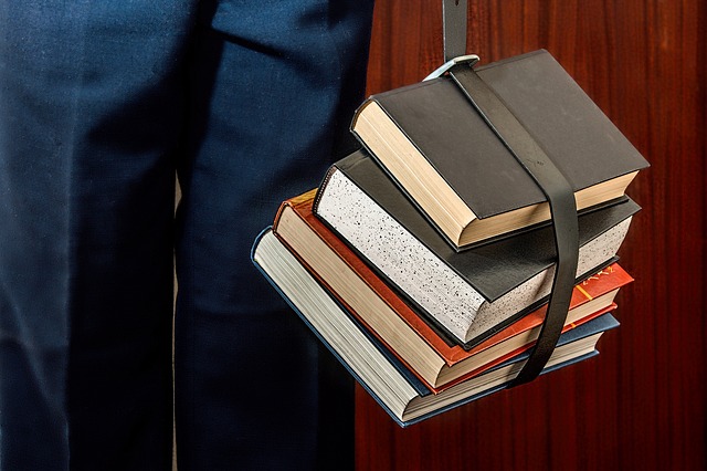 Should I save or pay off my student loan?